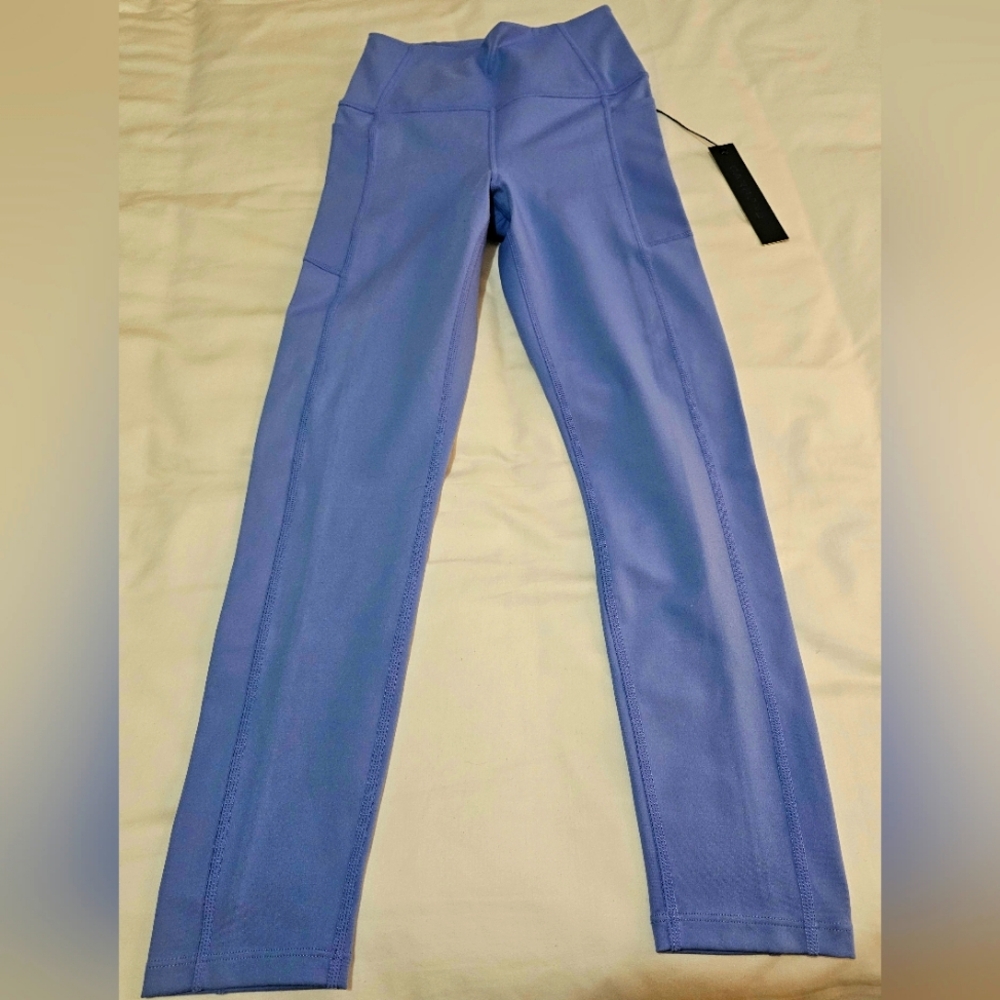 Carbon38 High Rise 7/8 Legging with Pockets in Cloud Compression